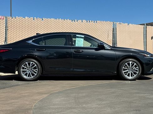 Certified 2025 Lexus ES 350 w/ Accessory Package (Z1) FWD image 3