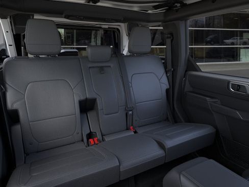 New 2026 Ford Bronco Outer Banks AWD/4WD image 11