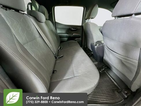 Used 2017 Toyota Tacoma TRD Off-Road image 26