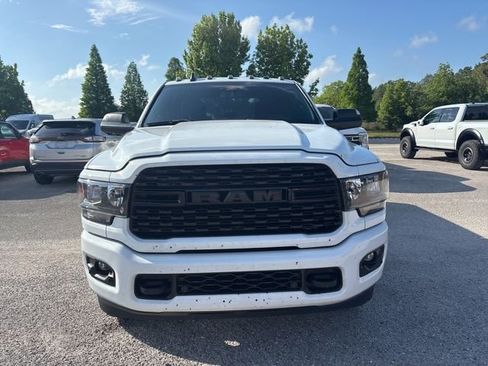 Used 2022 RAM 2500 Big Horn w/ Night Edition AWD/4WD image 2