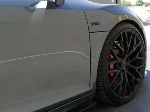 Used 2012 Audi R8 V10 AWD/4WD image 32