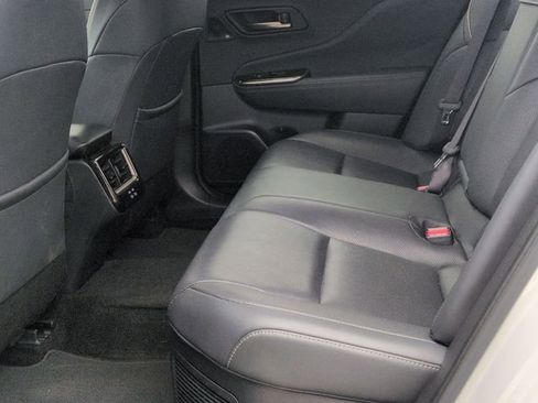 Certified 2024 Toyota Crown Platinum image 24