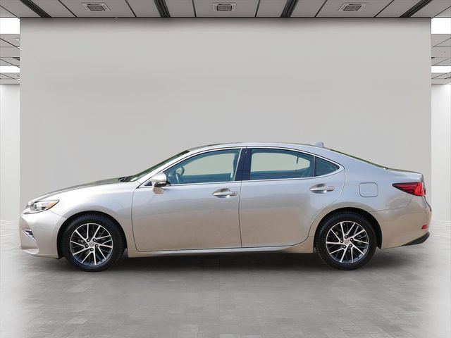 Used 2016 Lexus ES 350 w/ Premium Package w/Wood Trim FWD image 3