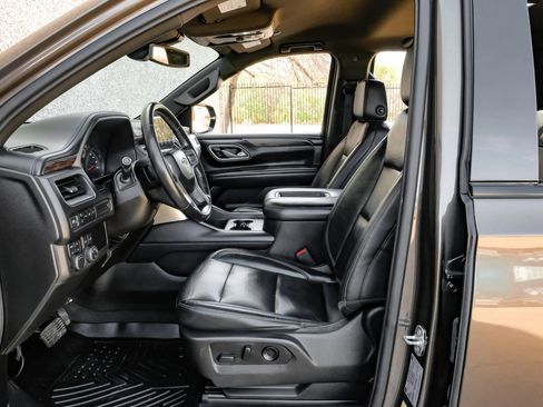 Used 2021 Chevrolet Tahoe Z71 image 4