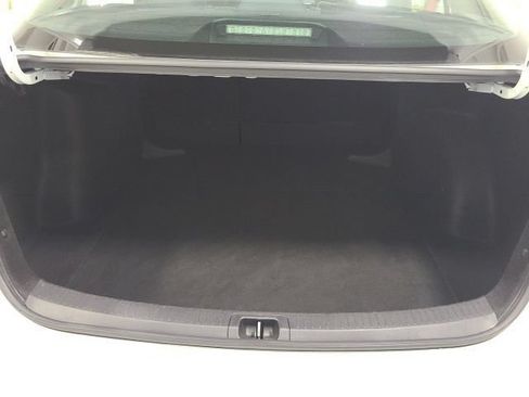 Used 2023 Toyota Corolla LE FWD image 32