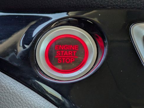 Certified 2021 Honda Pilot Touring image 38