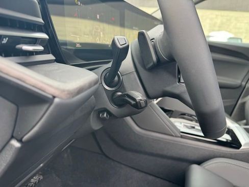 New 2025 Audi Q5 Premium Plus image 15