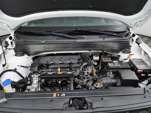 Used 2023 Hyundai Venue SE FWD image 30