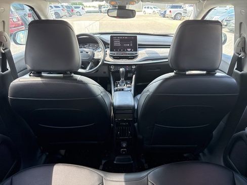 Used 2022 Jeep Compass Latitude image 16