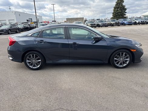Used 2019 Honda Civic EX image 2