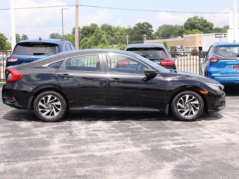 Used 2016 Honda Civic EX image 5