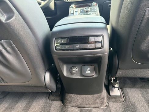 Used 2024 Hyundai Palisade Calligraphy AWD/4WD image 14