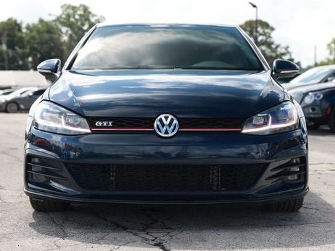 Used 2018 Volkswagen GTI SE FWD image 22