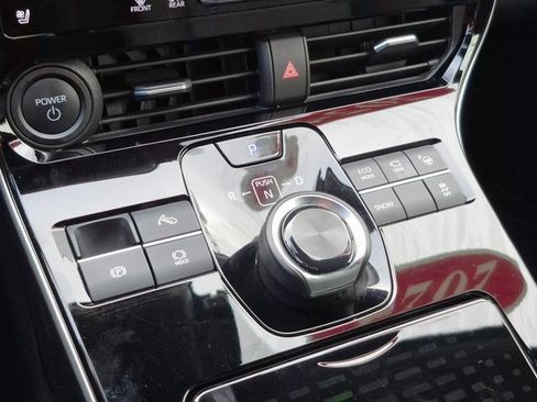 Used 2024 Toyota bZ4X Limited image 12