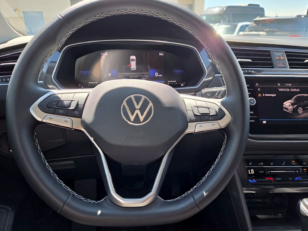 Used 2024 Volkswagen Tiguan SE FWD image 14