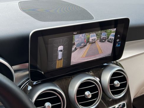 Certified 2021 Mercedes-Benz GLC 300 4MATIC image 24