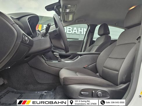 Used 2021 Chevrolet Malibu RS FWD image 12