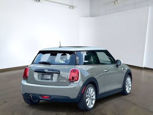 Used 2019 MINI Cooper 2-Door Hardtop w/ Storage Package FWD image 4