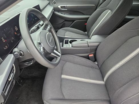 Certified 2025 Hyundai Sonata SEL FWD image 9