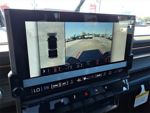 New 2025 GMC Hummer EV 3X w/ LPO, Illumination Package image 17