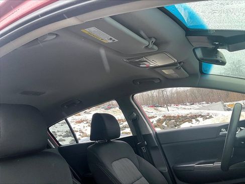 Used 2021 Kia Sportage LX image 19