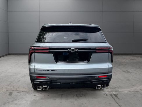 New 2026 Chevrolet Traverse LT w/ Midnight/Sport Edition AWD/4WD image 4