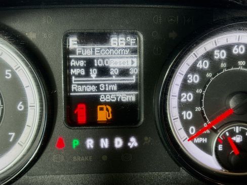 Used 2020 RAM 1500 Classic SLT image 16