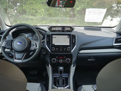 Used 2024 Subaru Forester Limited AWD/4WD image 10