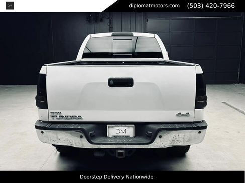 Used 2013 Toyota Tundra 4x4 Double Cab image 6