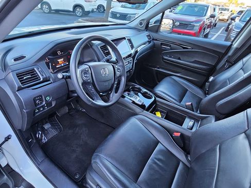 Used 2018 Honda Pilot Touring image 24