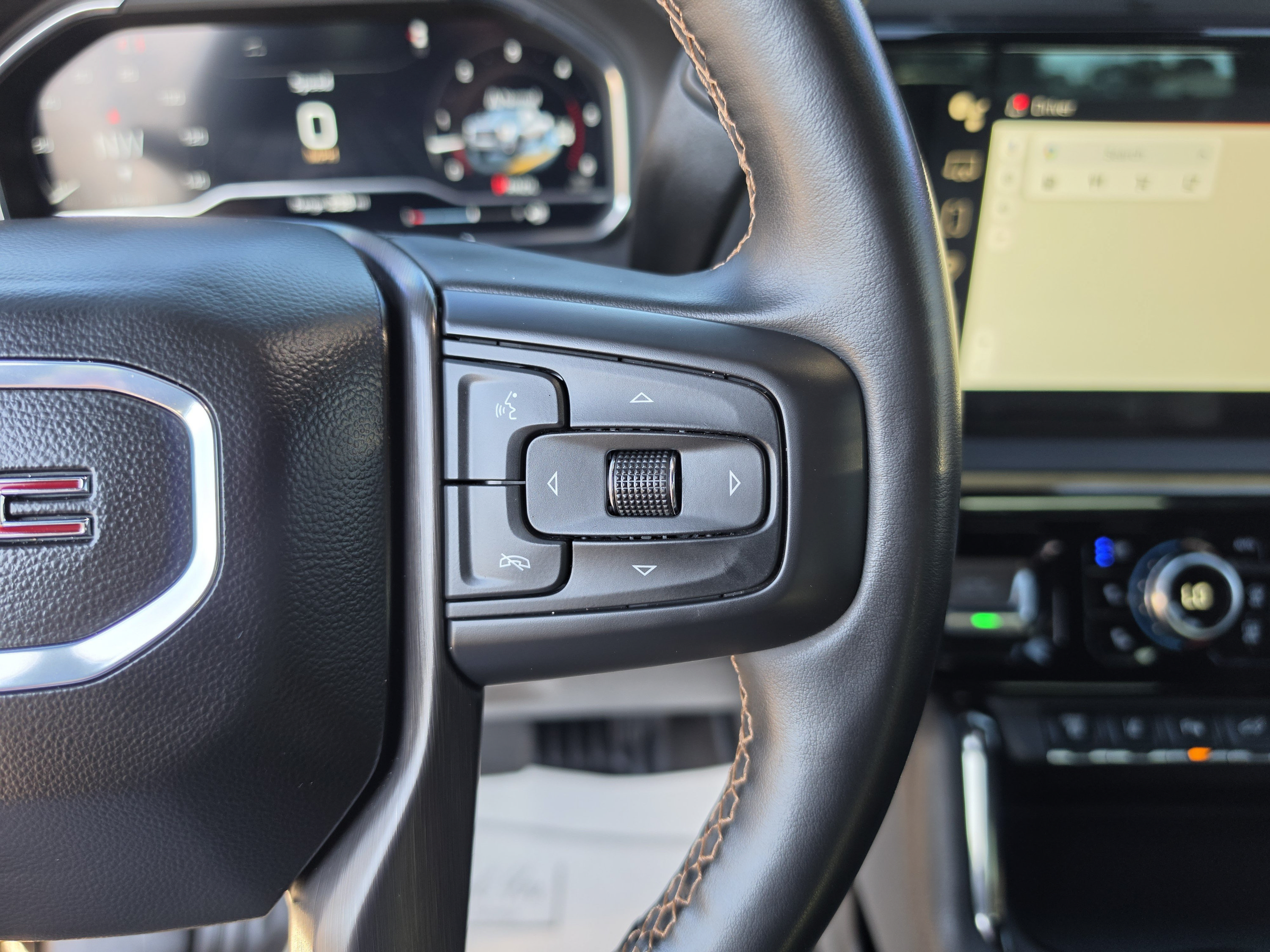 Used 2024 GMC Sierra 2500 AT4 w/ AT4 Premium Plus Package AWD/4WD image 38