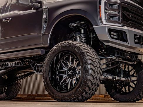 Used 2024 Ford F350 Platinum AWD/4WD image 16