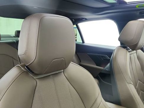 Used 2025 BMW 530i RWD image 22