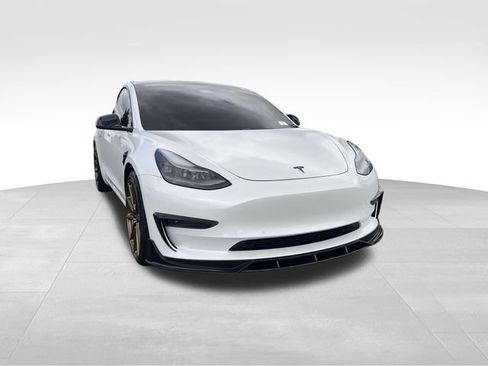 Used 2021 Tesla Model 3 Standard Range Plus RWD image 7
