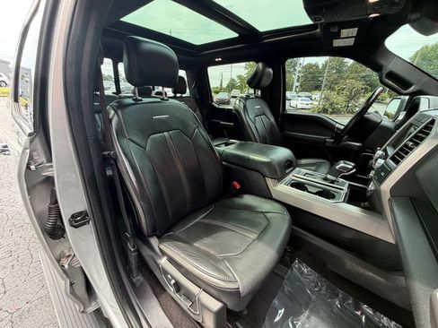 Used 2017 Ford F150 Platinum w/ Equipment Group 701A Luxury AWD/4WD image 42