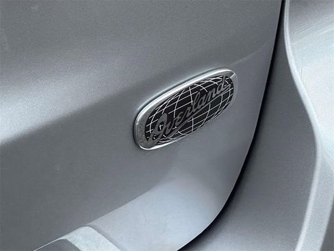 Used 2018 Jeep Grand Cherokee Overland image 10