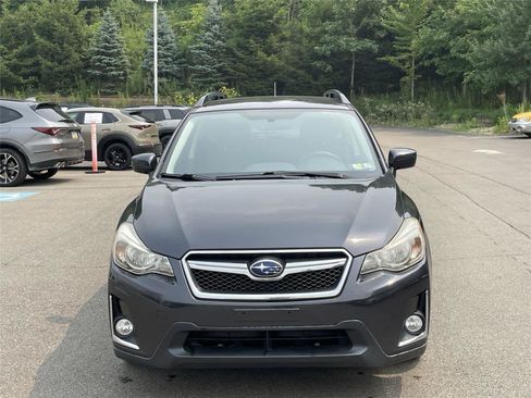 Used 2017 Subaru Crosstrek 2.0i Premium AWD/4WD image 5