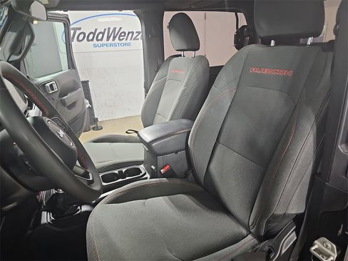 Used 2024 Jeep Wrangler Rubicon w/ Convenience Group image 19