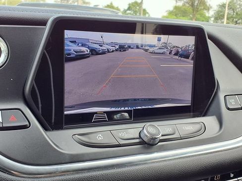 Used 2022 Chevrolet Blazer LT FWD image 8