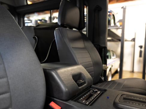 Used 1997 Land Rover Defender 90 image 79