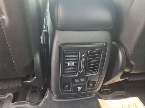 Used 2020 Jeep Grand Cherokee High Altitude AWD/4WD image 7