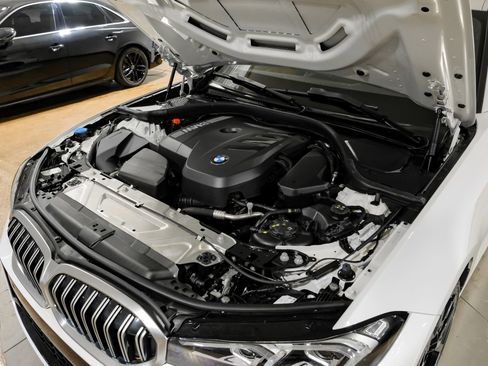 Used 2025 BMW 330i xDrive Sedan w/ M Sport Package image 52