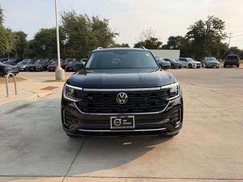 Used 2024 Volkswagen Atlas SEL Premium R-Line AWD/4WD image 8