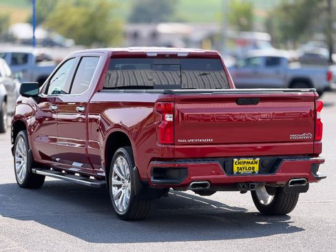 Used 2019 Chevrolet Silverado 1500 High Country w/ Technology Package AWD/4WD image 18