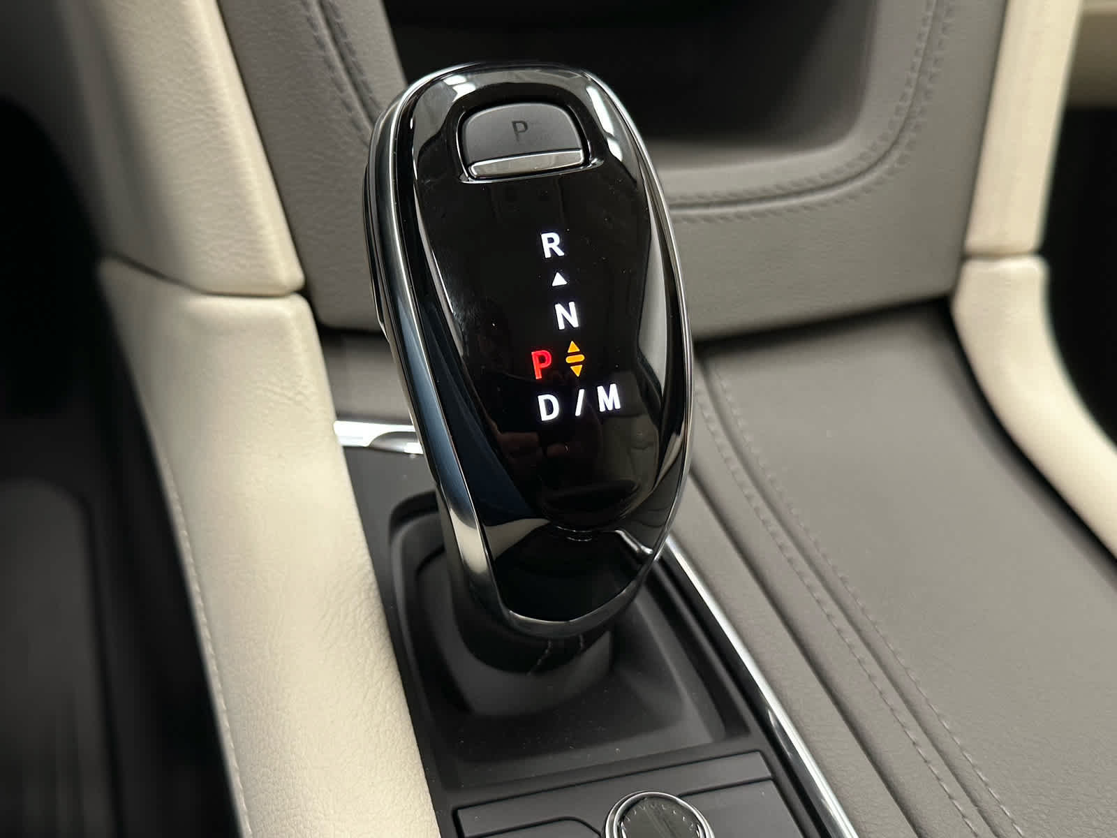 Used 2026 Cadillac XT5 Premium Luxury w/ Driver Assist Package AWD/4WD image 30