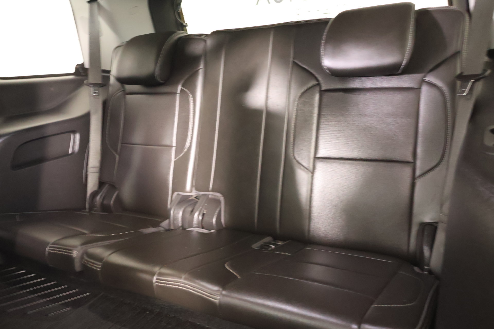 Used 2018 GMC Yukon Denali w/ Denali Ultimate Package AWD/4WD image 14