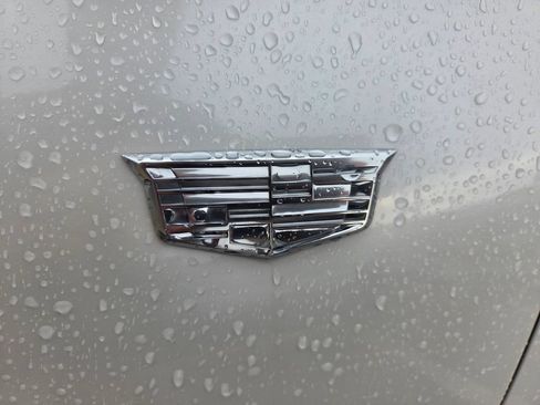 Used 2020 Cadillac XT6 Premium Luxury FWD image 12