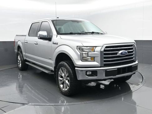 Used 2017 Ford F150 XLT w/ Equipment Group 302A Luxury AWD/4WD image 3