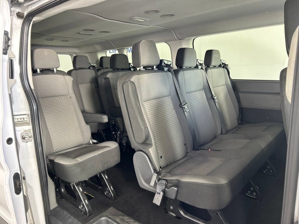 Used 2024 Ford Transit 350 XLT RWD image 21