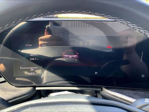 Used 2025 Audi Q5 Premium Plus w/ Premium Plus image 23